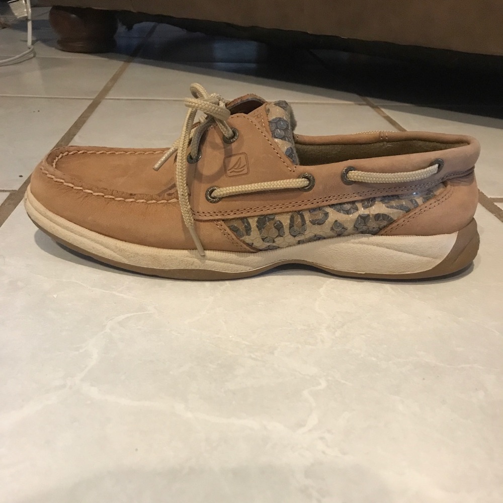 Sperry top sider shoe